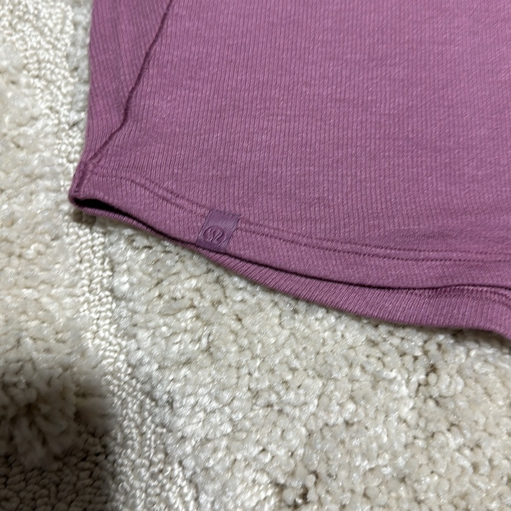 Lululemon Cropped Tank - Picture 4 of 4
